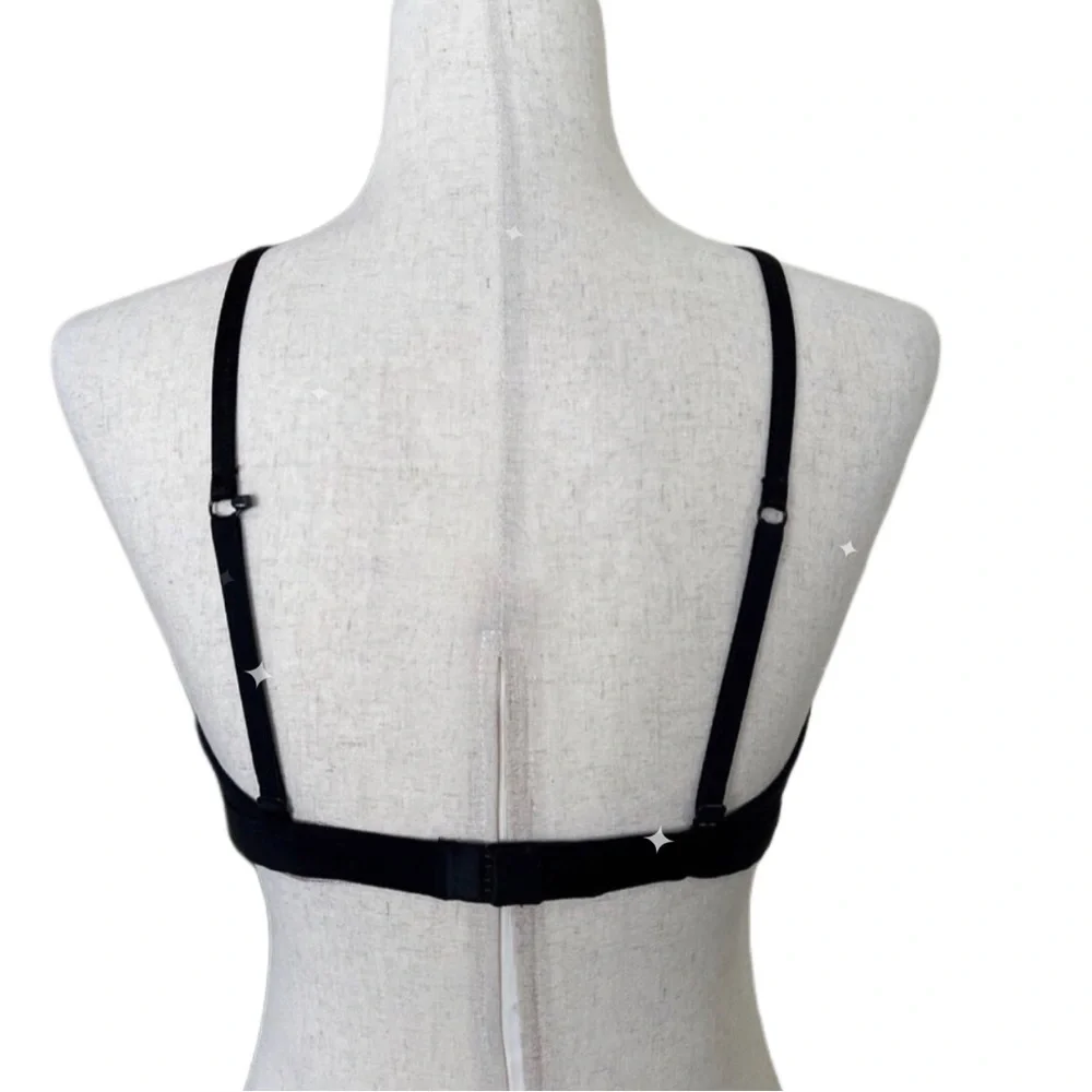 VICTORIA’S SECRET BLACK LACE BRALETTE - Picture 5 of 7